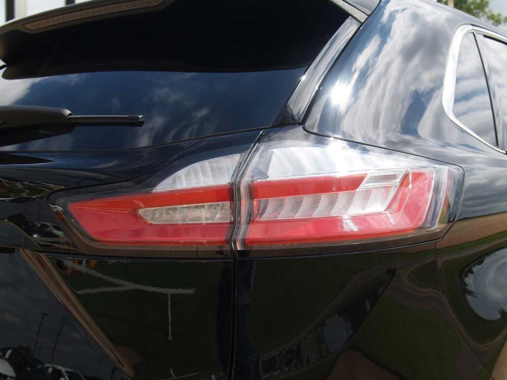 used 2024 Ford Edge car, priced at $29,500