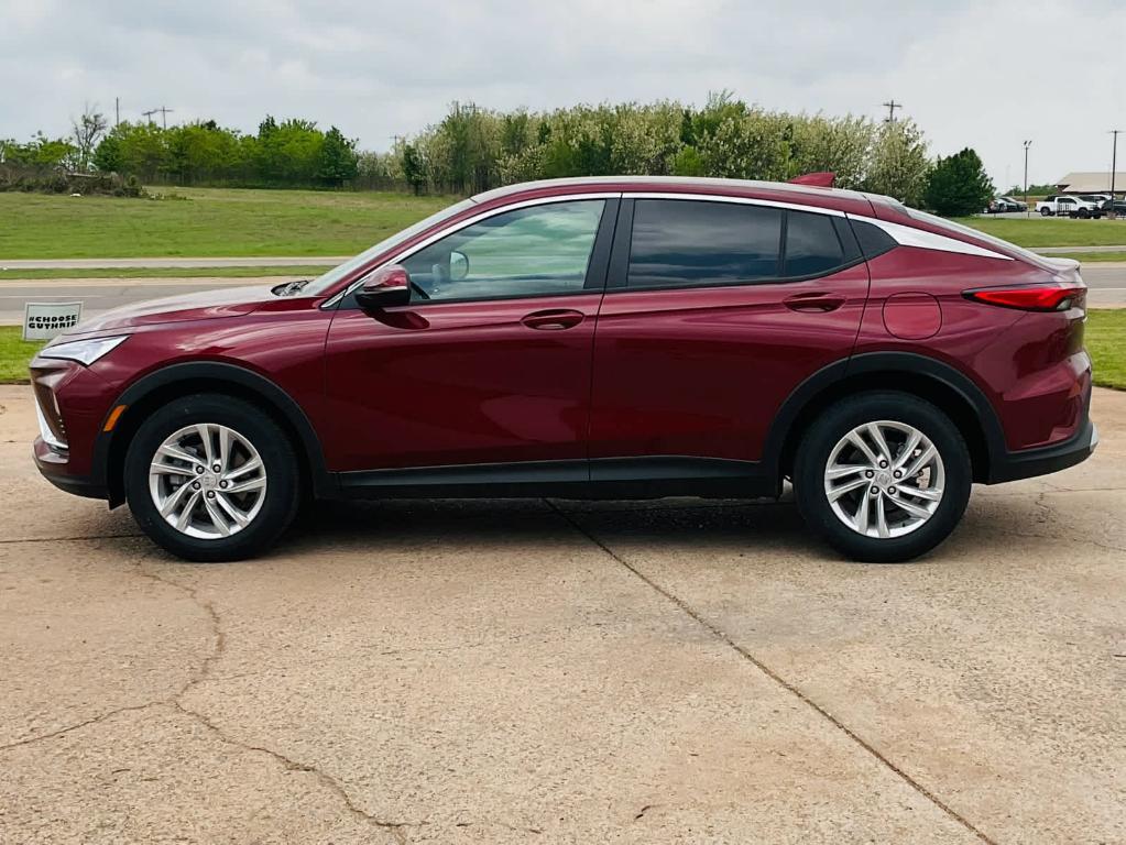 new 2025 Buick Envista car, priced at $24,885