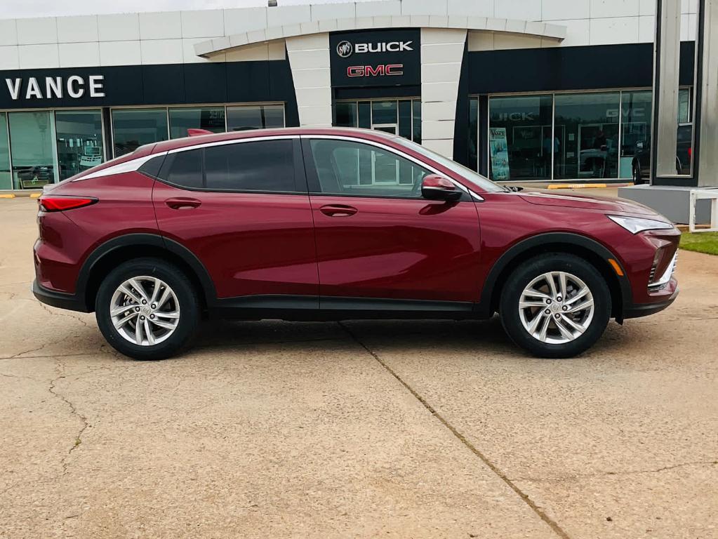 new 2025 Buick Envista car, priced at $24,885