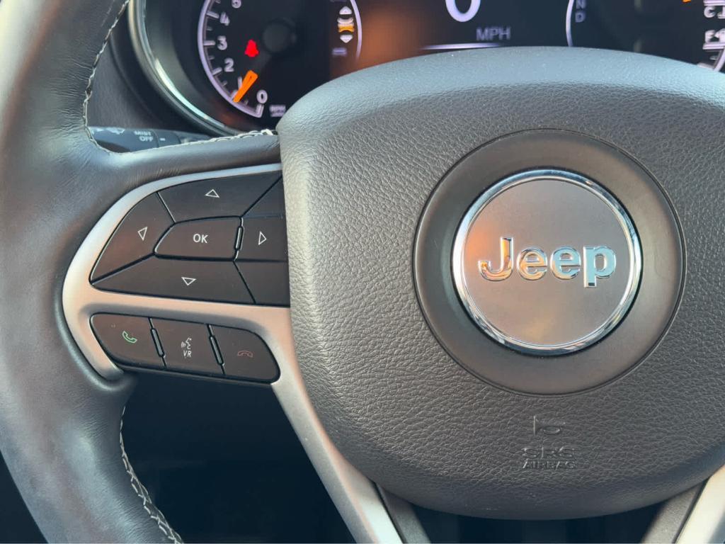 used 2019 Jeep Grand Cherokee car, priced at $27,998