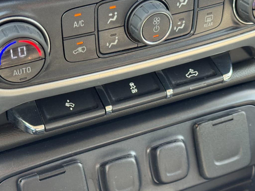 used 2015 GMC Sierra 1500 car, priced at $23,136