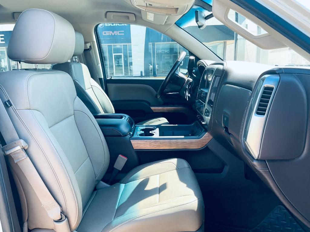 used 2014 Chevrolet Silverado 1500 car, priced at $17,995