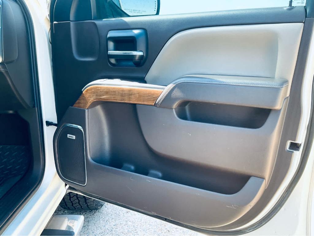 used 2014 Chevrolet Silverado 1500 car, priced at $17,995
