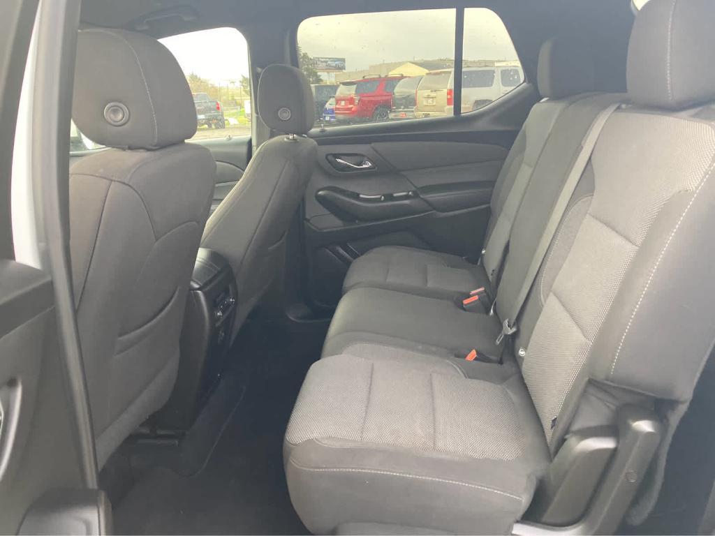 used 2023 Chevrolet Traverse car, priced at $28,500
