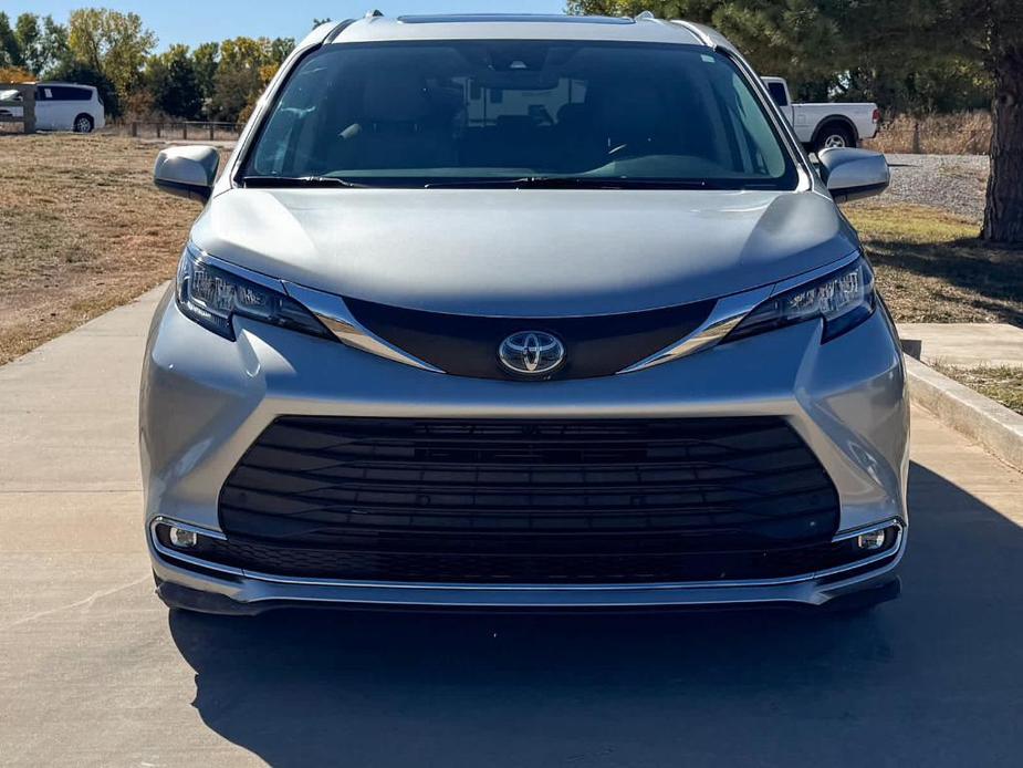 used 2021 Toyota Sienna car, priced at $39,544