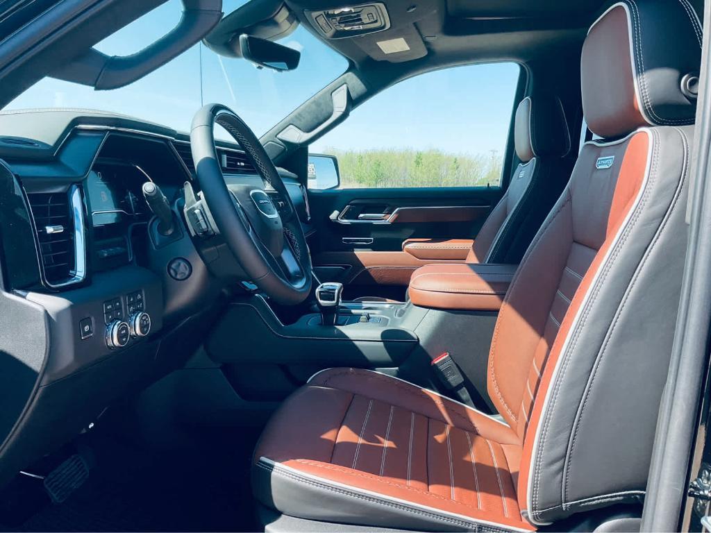 new 2025 GMC Sierra 1500 car, priced at $76,555