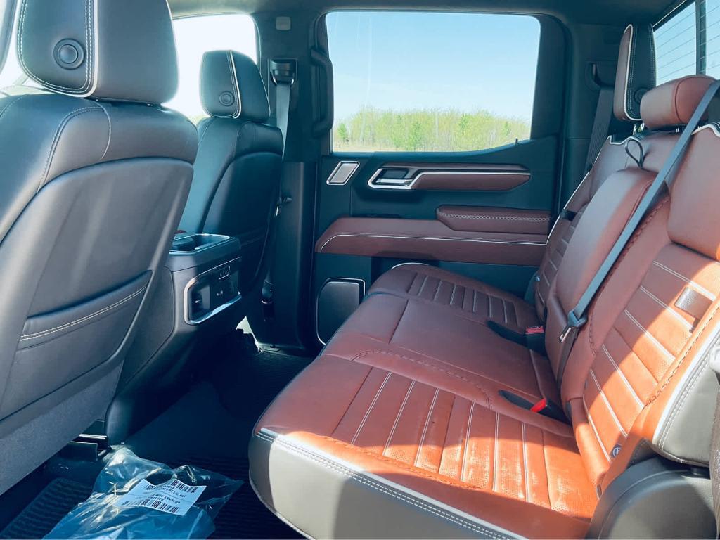 new 2025 GMC Sierra 1500 car, priced at $76,555