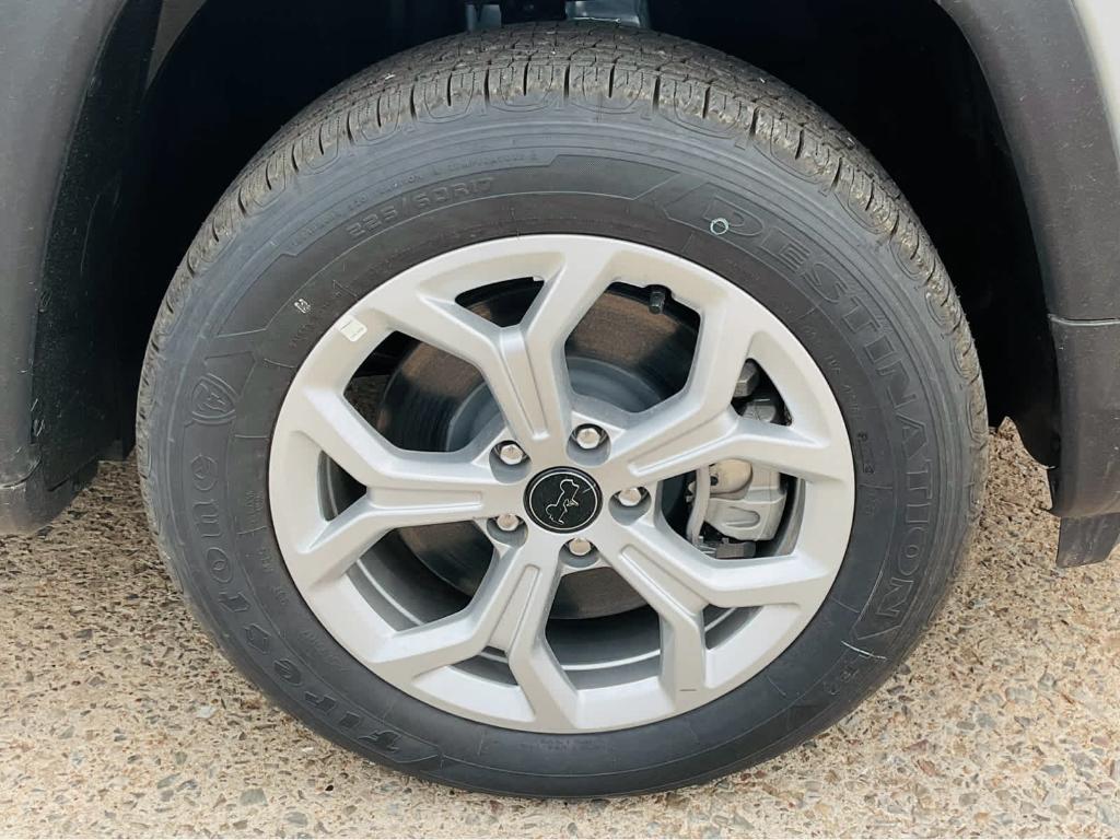 new 2025 Jeep Compass car, priced at $24,877