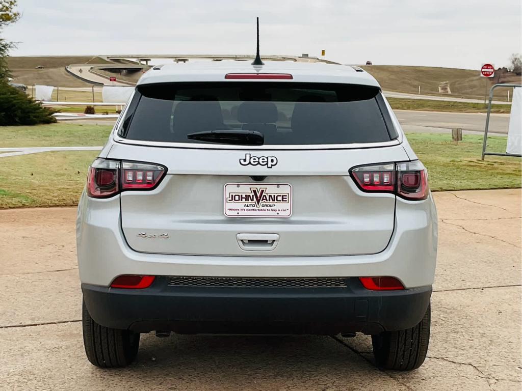 new 2025 Jeep Compass car, priced at $24,877