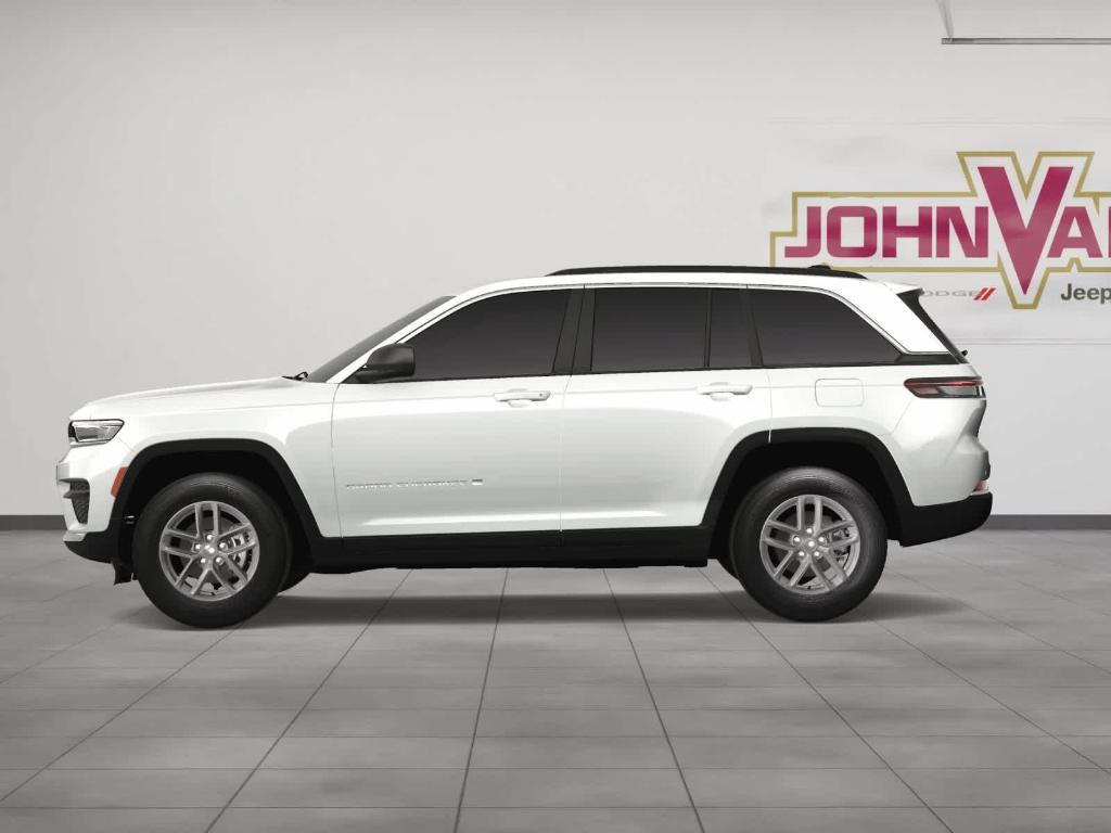 new 2025 Jeep Grand Cherokee car, priced at $38,875