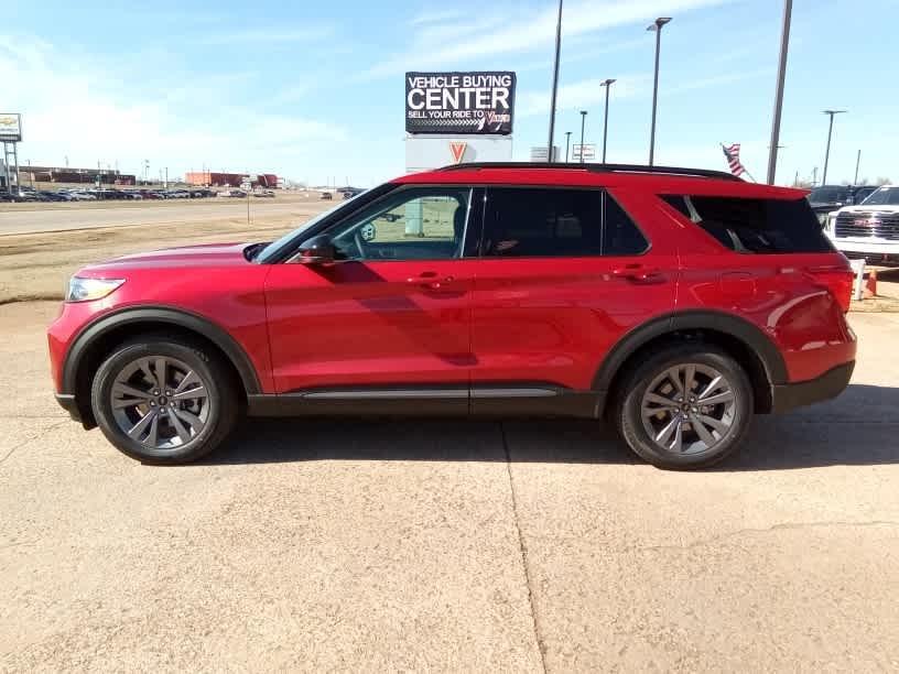 new 2024 Ford Explorer car, priced at $43,275