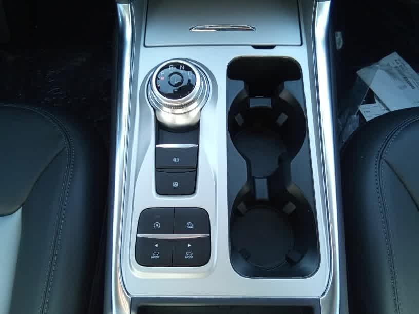 new 2024 Ford Explorer car, priced at $43,275