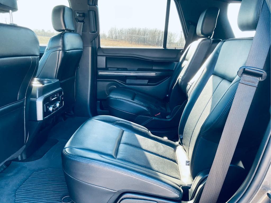 used 2020 Ford Expedition car, priced at $25,000