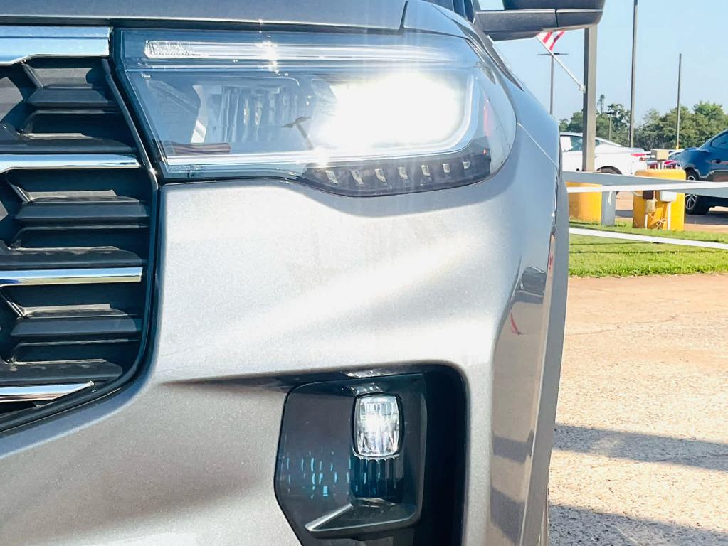 new 2025 Ford Explorer car, priced at $44,085