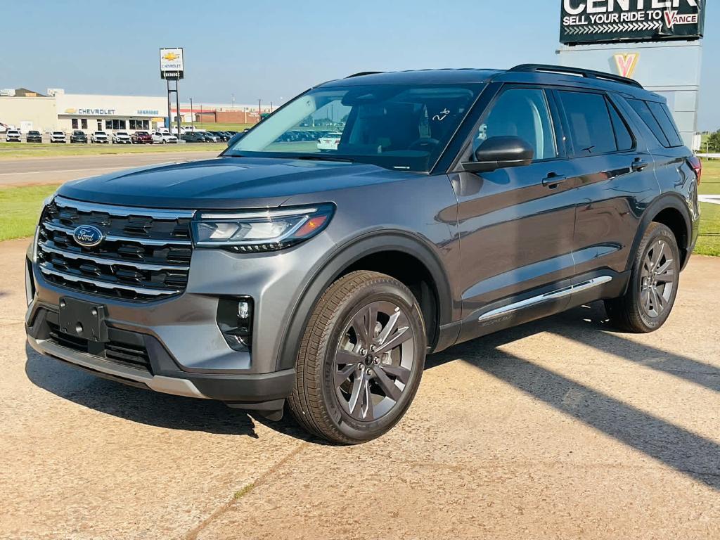 new 2025 Ford Explorer car, priced at $44,085