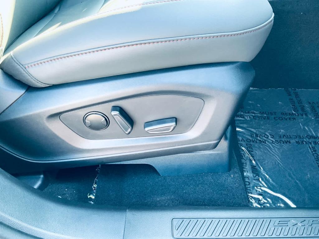 new 2025 Ford Explorer car, priced at $44,085