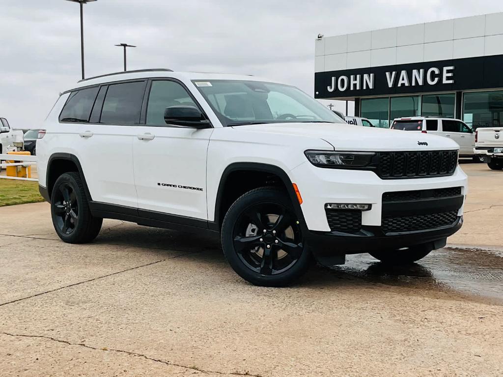 new 2025 Jeep Grand Cherokee L car, priced at $49,329