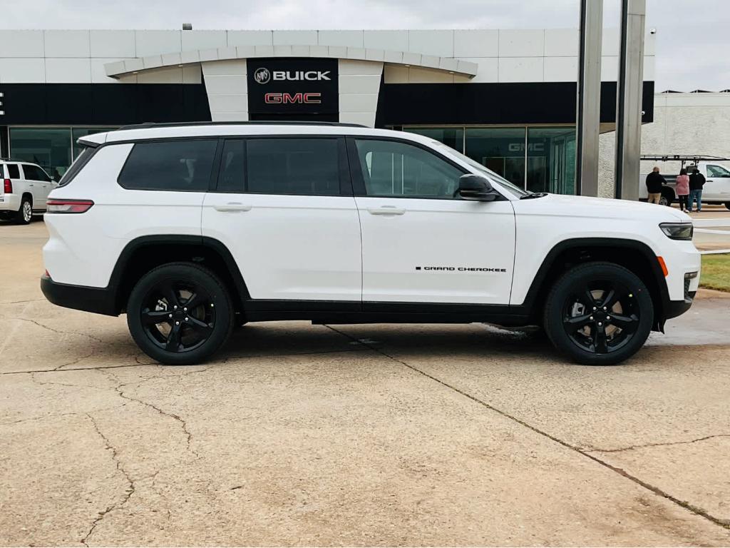 new 2025 Jeep Grand Cherokee L car, priced at $46,540