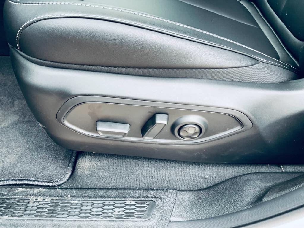 new 2025 Jeep Grand Cherokee L car, priced at $46,540