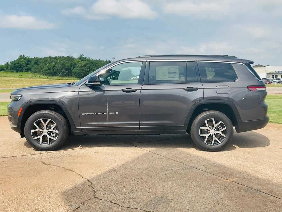 new 2024 Jeep Grand Cherokee L car, priced at $41,795