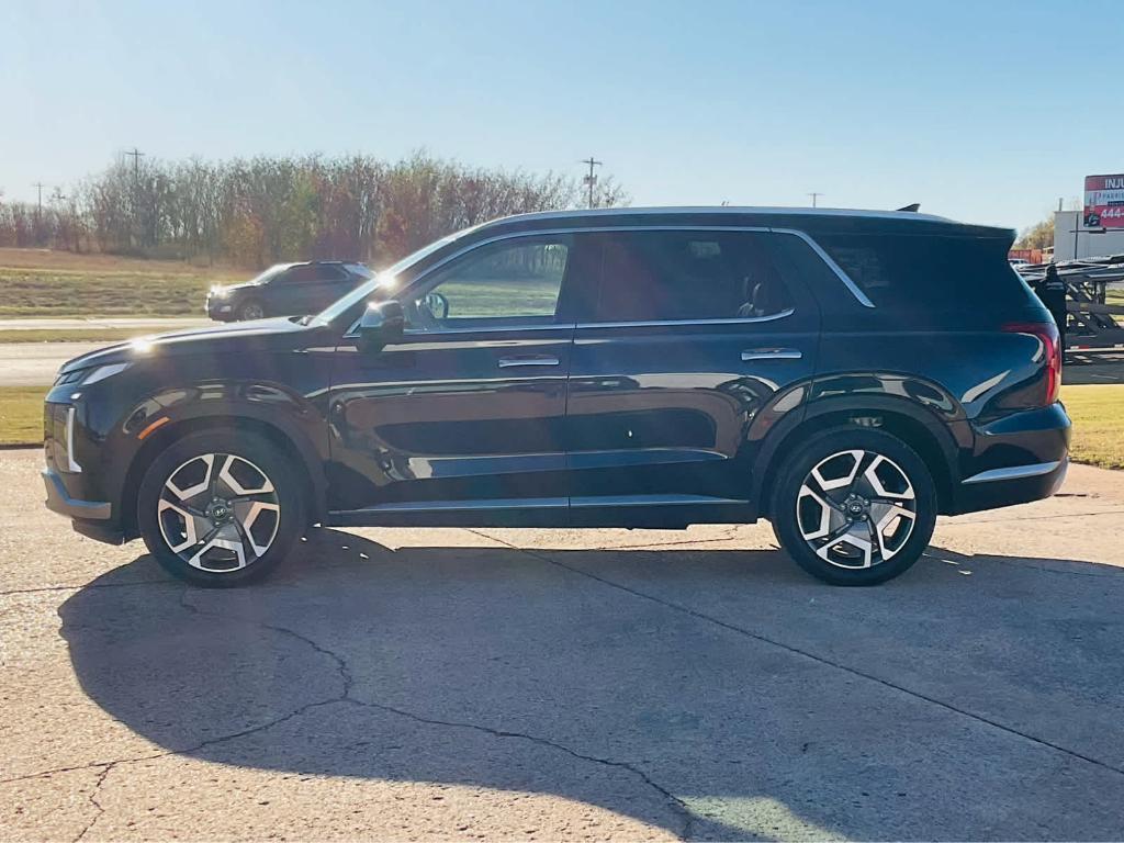 used 2024 Hyundai Palisade car, priced at $37,000