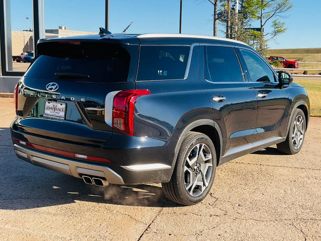 used 2024 Hyundai Palisade car, priced at $37,000