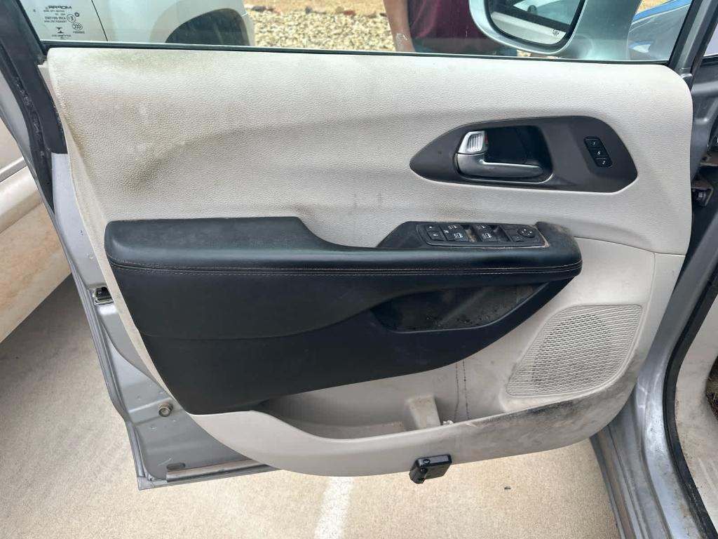 used 2020 Chrysler Pacifica car, priced at $23,980