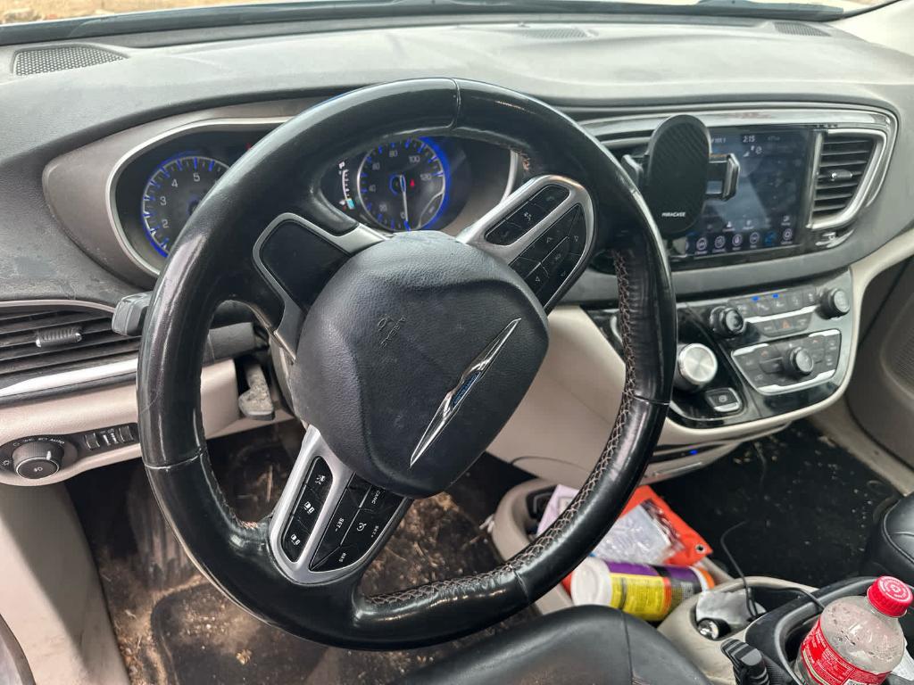used 2020 Chrysler Pacifica car, priced at $23,980