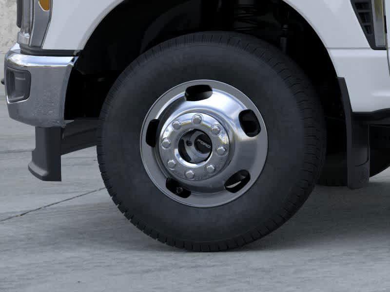 new 2025 Ford F-350 car, priced at $64,790