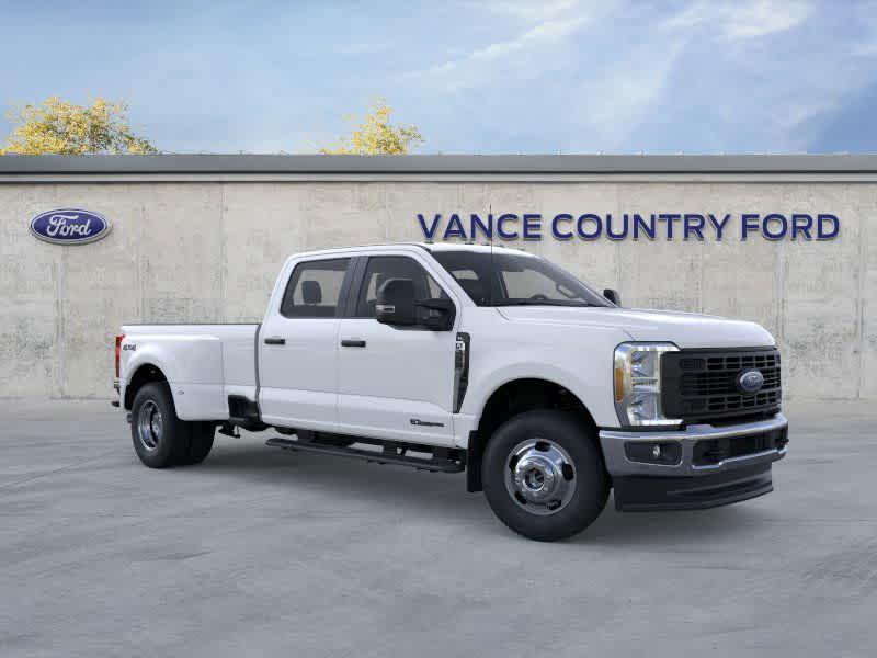 new 2025 Ford F-350 car, priced at $64,790