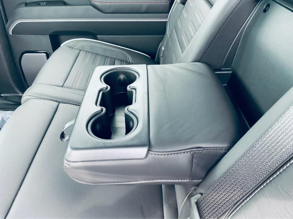 new 2025 GMC Sierra 1500 car, priced at $74,635