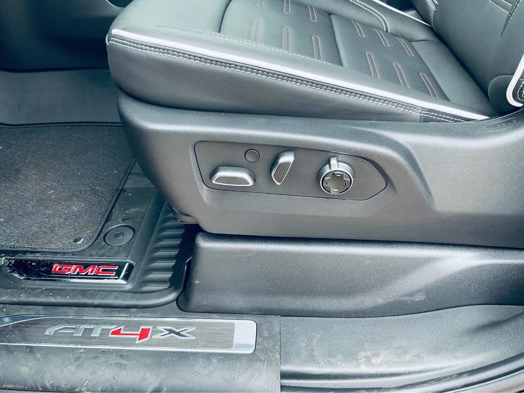new 2025 GMC Sierra 1500 car, priced at $74,635
