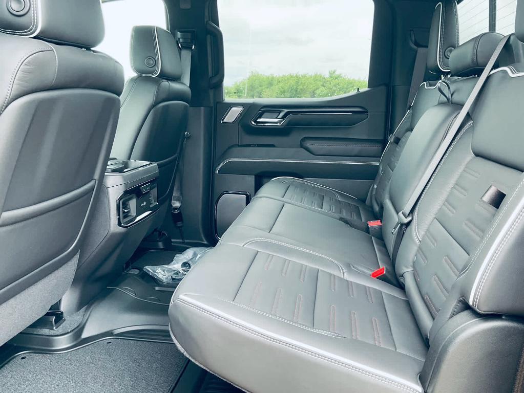 new 2025 GMC Sierra 1500 car, priced at $74,635