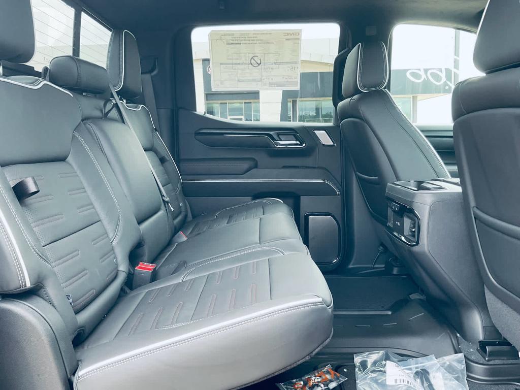 new 2025 GMC Sierra 1500 car, priced at $74,635
