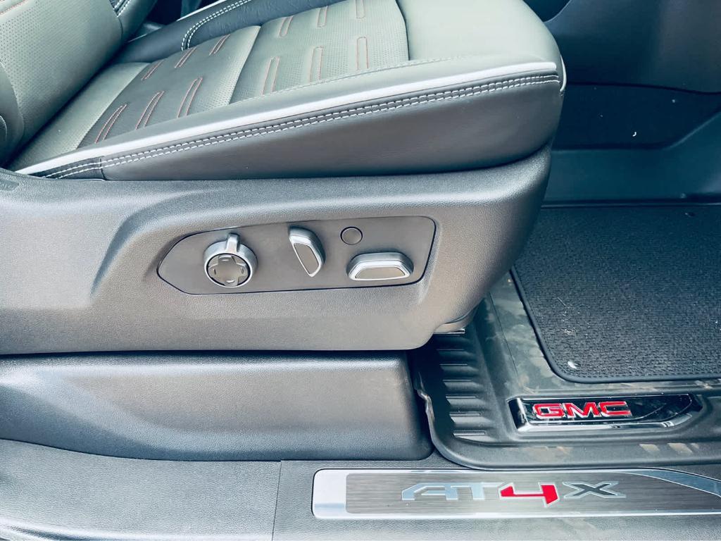 new 2025 GMC Sierra 1500 car, priced at $72,740