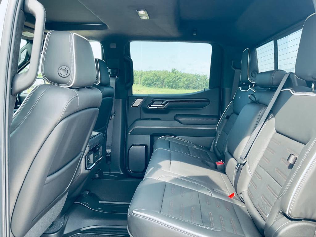 new 2025 GMC Sierra 1500 car, priced at $72,740