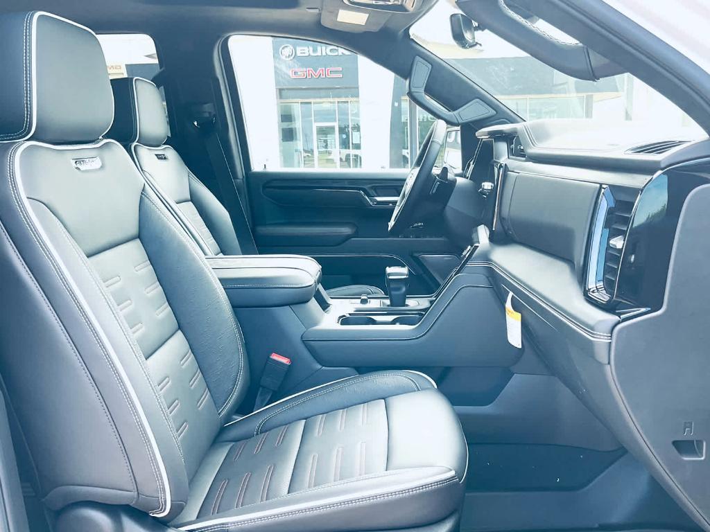 new 2025 GMC Sierra 1500 car, priced at $72,740
