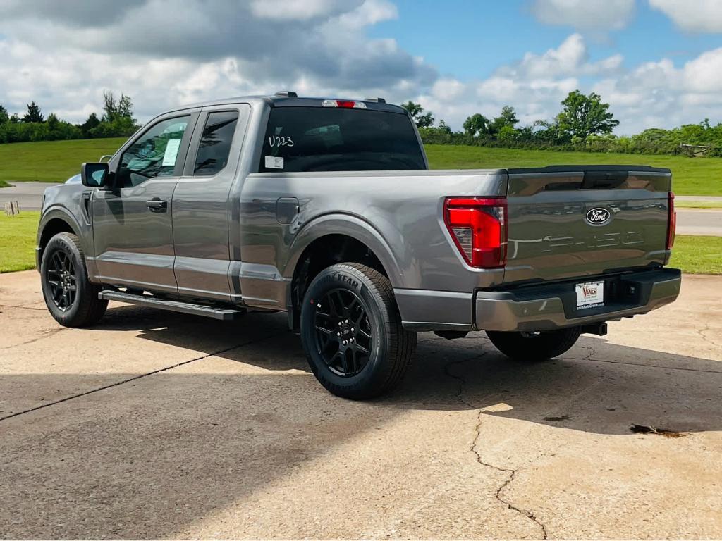 new 2025 Ford F-150 car, priced at $41,907