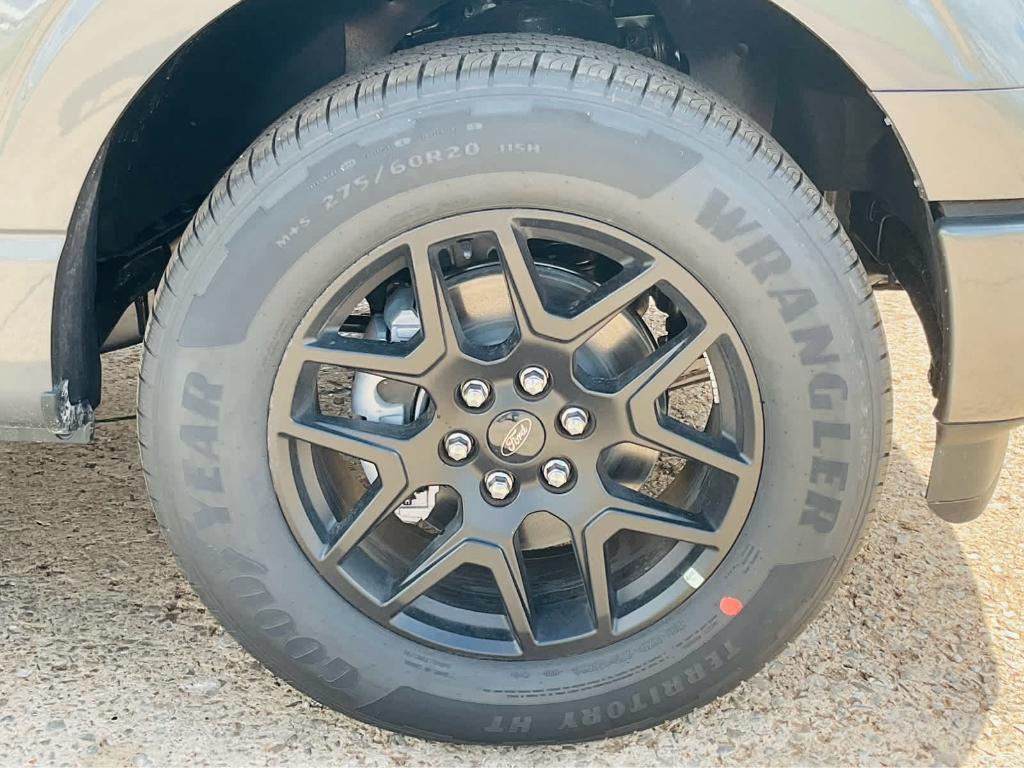 new 2025 Ford F-150 car, priced at $41,907