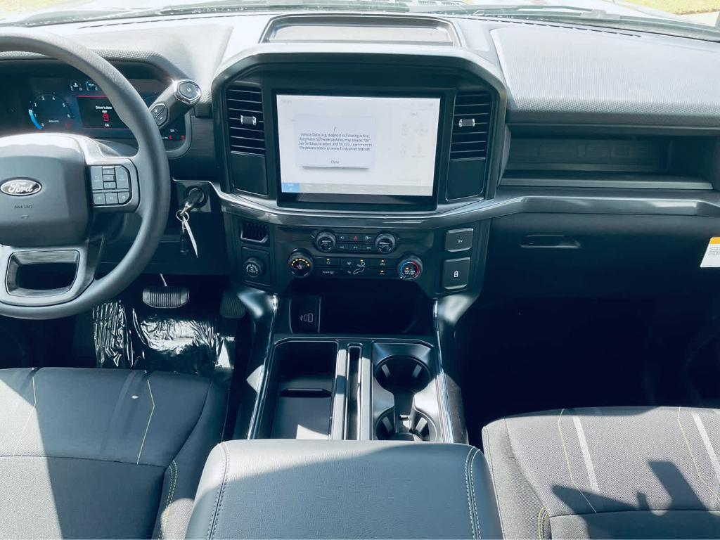 new 2025 Ford F-150 car, priced at $41,907