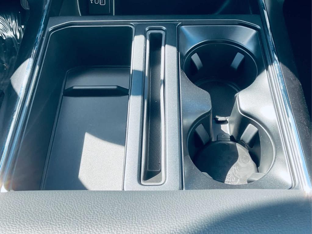 new 2025 Ford F-150 car, priced at $41,907