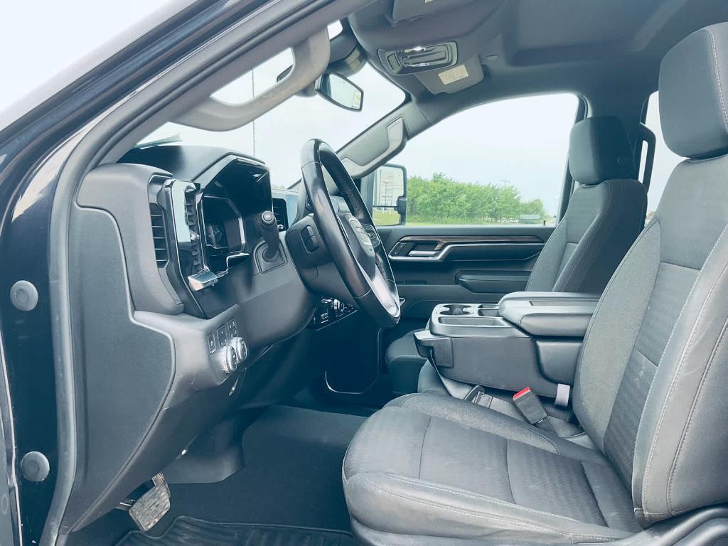 used 2024 GMC Sierra 2500 car, priced at $48,500