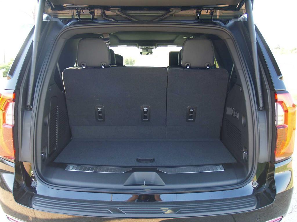 new 2025 GMC Yukon car, priced at $91,175