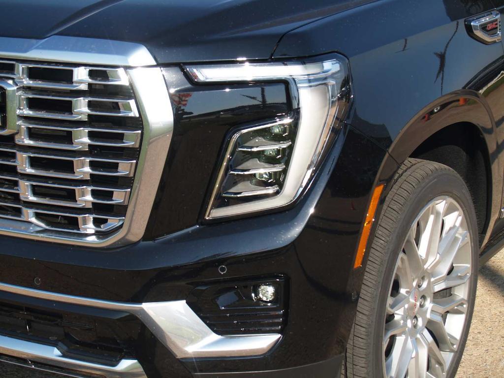 new 2025 GMC Yukon car, priced at $91,175
