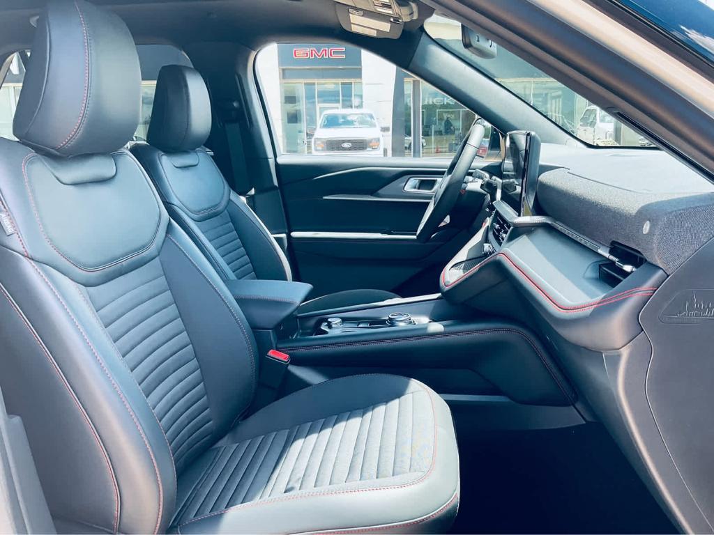 new 2025 Ford Explorer car, priced at $53,575