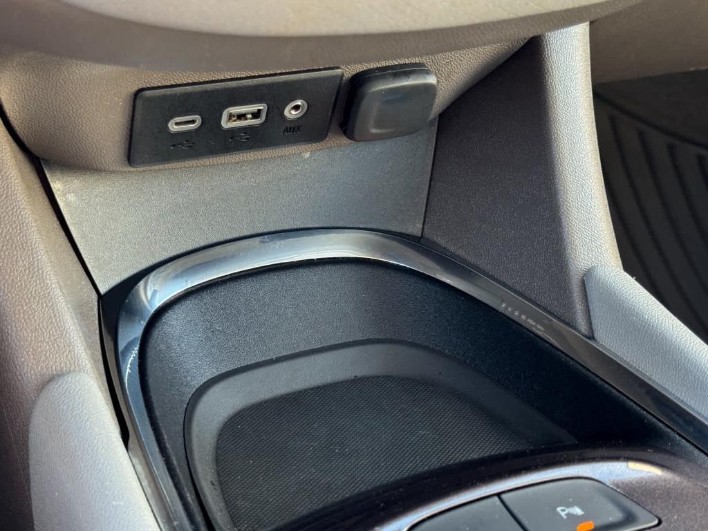 used 2020 Chevrolet Malibu car, priced at $17,000