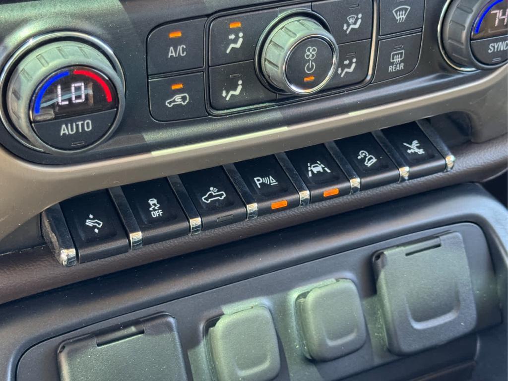 used 2017 GMC Sierra 1500 car, priced at $29,226