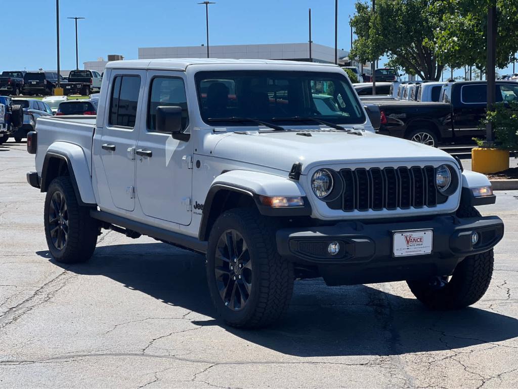 new 2025 Jeep Gladiator car, priced at $38,510