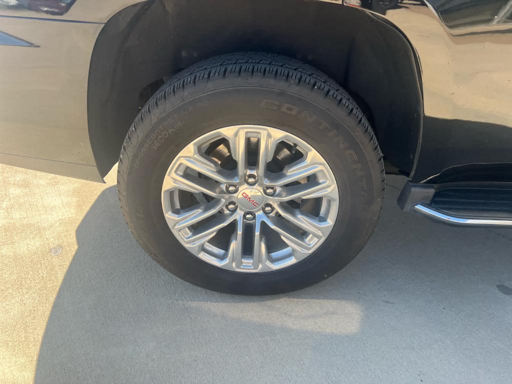 used 2017 GMC Yukon car, priced at $16,889