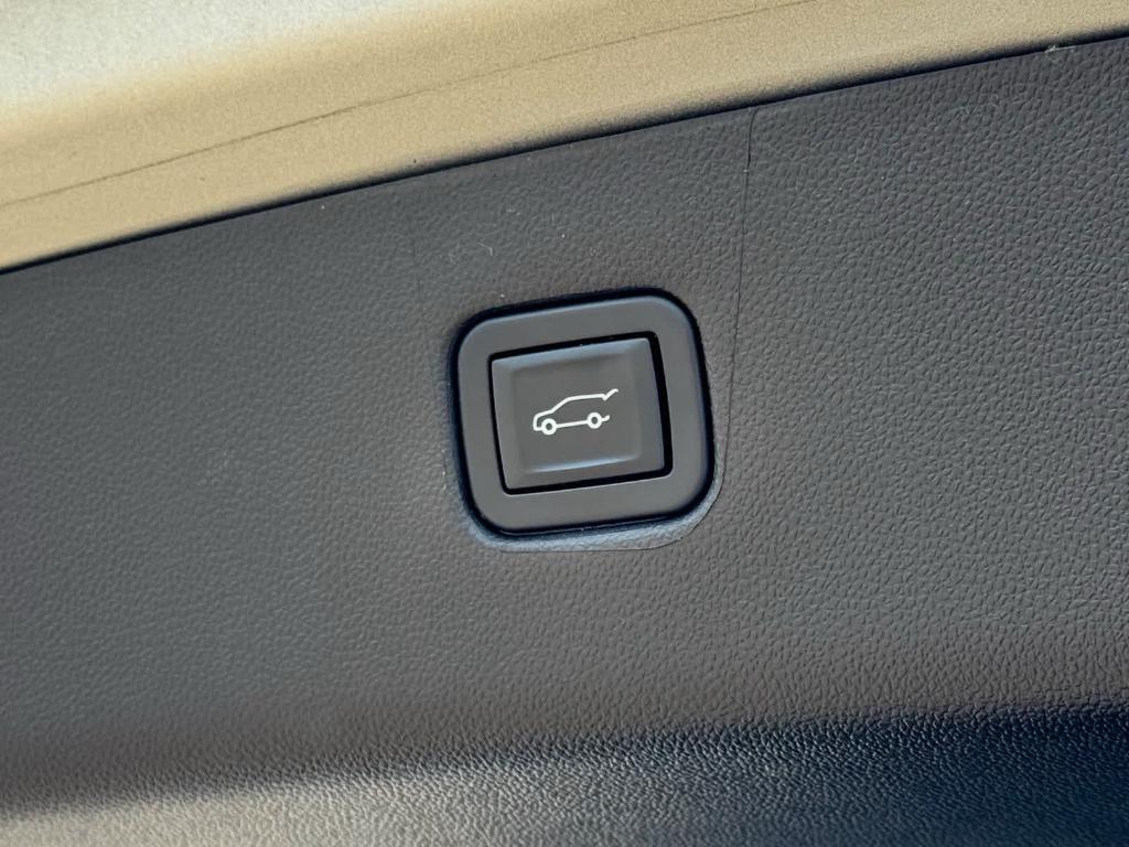 used 2022 Chevrolet Blazer car, priced at $28,998
